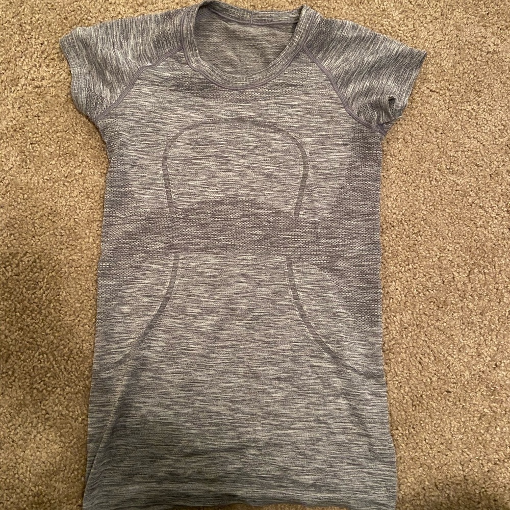 Lululemon swiftly tech shirt